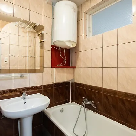 Apartment Just One Bedroom Old Town *