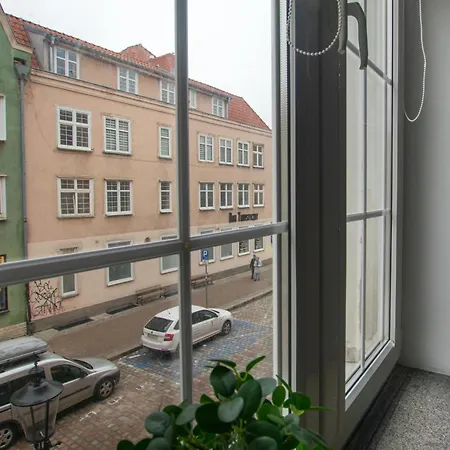 Just One Bedroom Old Town *