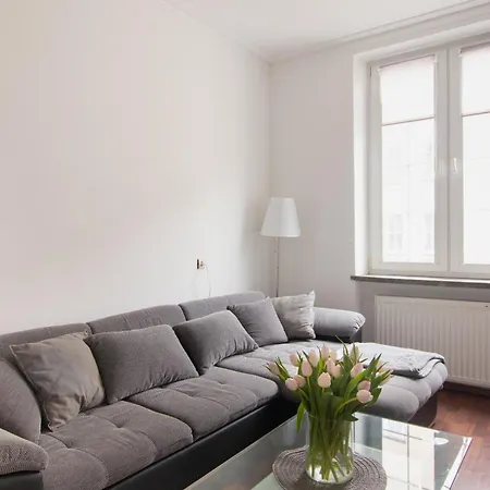 Just One Bedroom Old Town